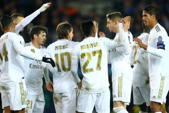 نجما ريال مدريد على شفا الرحيل